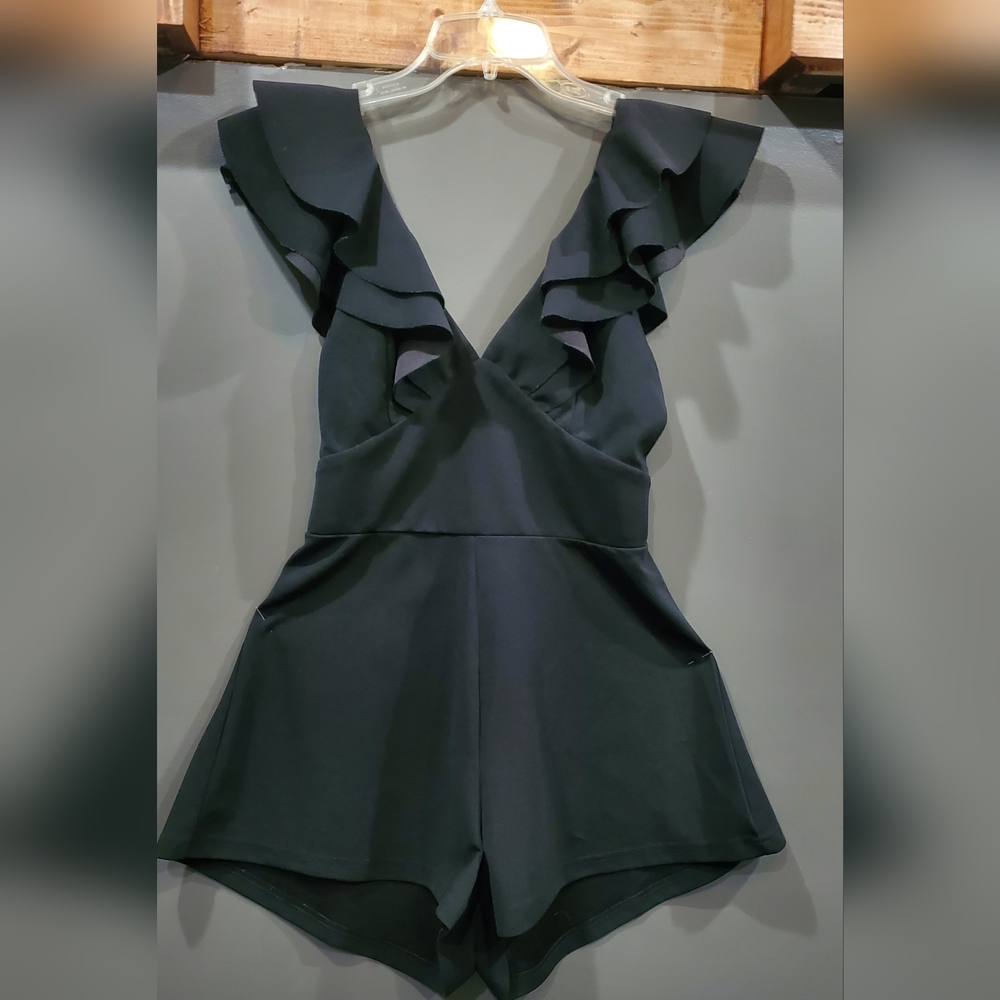 Black Petite ruffle trim Crisscross back Romper size S/M